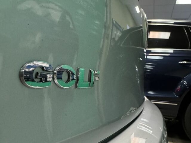 Серый Фольксваген Гольф, объемом двигателя 1.6 л и пробегом 187 тыс. км за 6500 $, фото 5 на Automoto.ua