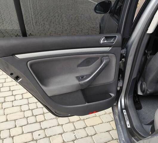 Фольксваген Гольф 2006 в Виннице на Automoto.ua Серый Фольксваген Гольф, объемом двигателя 1.6 л и пробегом 308 тыс. км за 5700 $, фото 14 на Automoto.ua