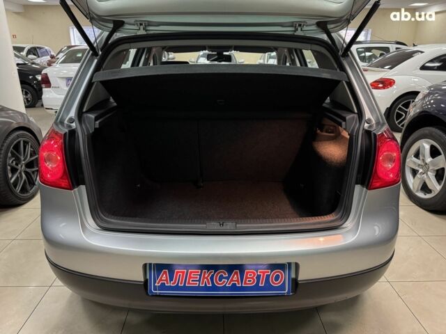 Сірий Фольксваген Гольф, об'ємом двигуна 0 л та пробігом 187 тис. км за 6500 $, фото 4 на Automoto.ua