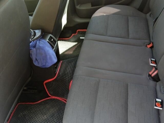 Сірий Фольксваген Гольф, об'ємом двигуна 1.6 л та пробігом 259 тис. км за 6000 $, фото 2 на Automoto.ua