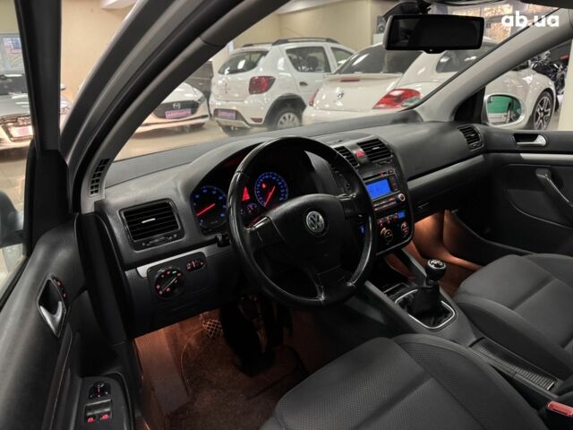 Сірий Фольксваген Гольф, об'ємом двигуна 0 л та пробігом 187 тис. км за 6500 $, фото 7 на Automoto.ua