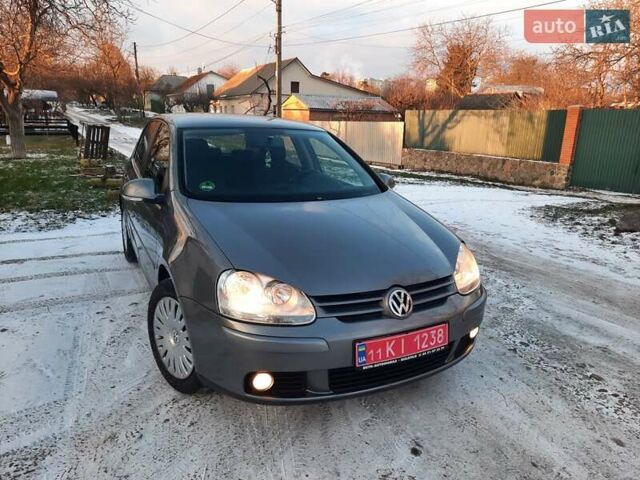 Серый Фольксваген Гольф, объемом двигателя 1.4 л и пробегом 250 тыс. км за 5550 $, фото 94 на Automoto.ua