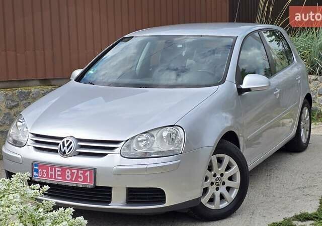 Серый Фольксваген Гольф, объемом двигателя 1.6 л и пробегом 193 тыс. км за 7499 $, фото 4 на Automoto.ua