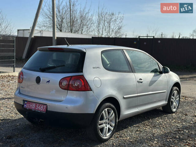 Серый Фольксваген Гольф, объемом двигателя 1.6 л и пробегом 235 тыс. км за 5100 $, фото 17 на Automoto.ua