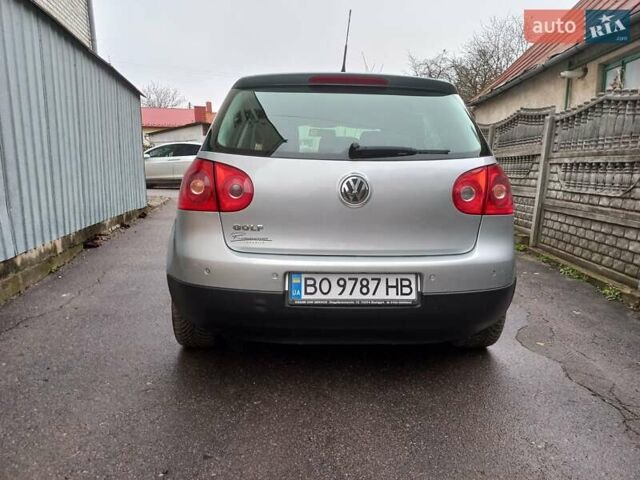 Серый Фольксваген Гольф, объемом двигателя 1.4 л и пробегом 216 тыс. км за 5800 $, фото 4 на Automoto.ua