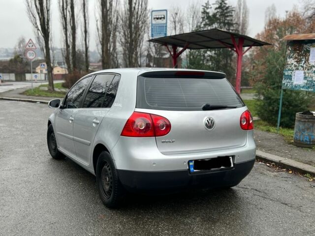 Серый Фольксваген Гольф, объемом двигателя 1.4 л и пробегом 305 тыс. км за 3600 $, фото 5 на Automoto.ua