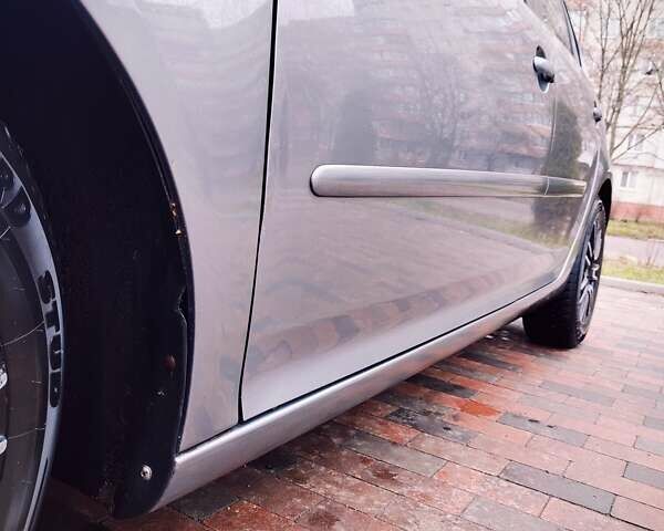 Серый Фольксваген Гольф, объемом двигателя 1.6 л и пробегом 227 тыс. км за 5850 $, фото 13 на Automoto.ua