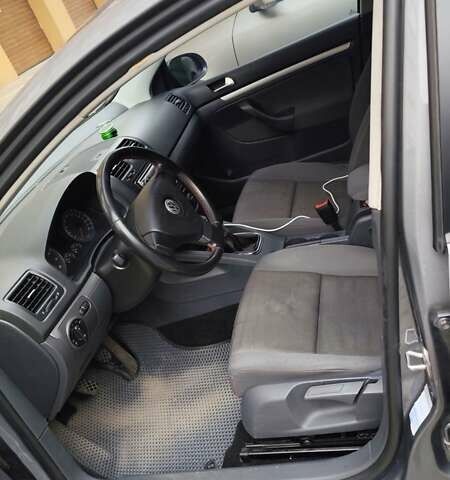 Фольксваген Гольф 2006 в Виннице на Automoto.ua Серый Фольксваген Гольф, объемом двигателя 1.6 л и пробегом 308 тыс. км за 5700 $, фото 9 на Automoto.ua