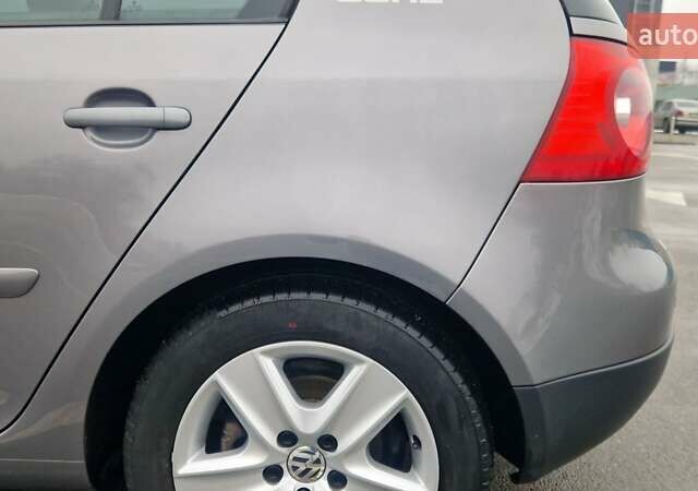 Серый Фольксваген Гольф, объемом двигателя 1.4 л и пробегом 229 тыс. км за 5432 $, фото 28 на Automoto.ua