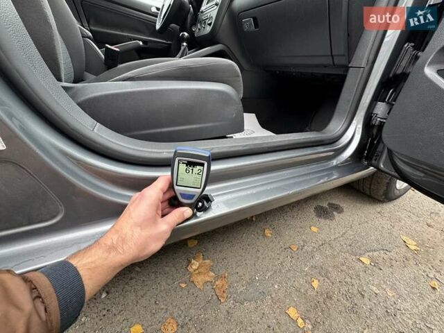 Серый Фольксваген Гольф, объемом двигателя 1.6 л и пробегом 262 тыс. км за 6950 $, фото 110 на Automoto.ua