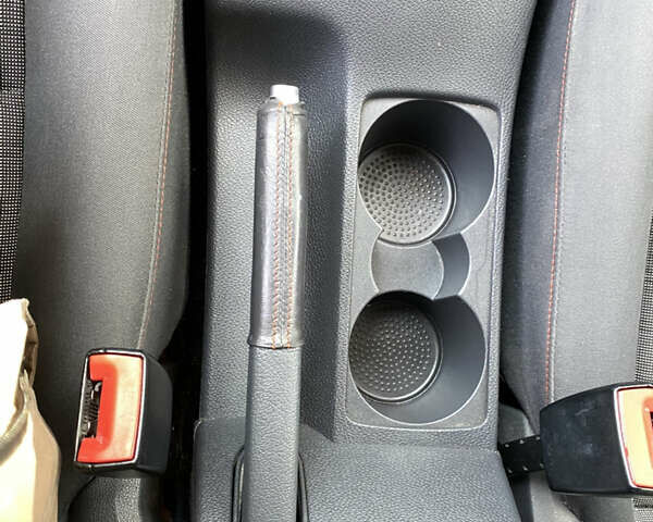 Сірий Фольксваген Гольф, об'ємом двигуна 1.4 л та пробігом 185 тис. км за 4999 $, фото 16 на Automoto.ua