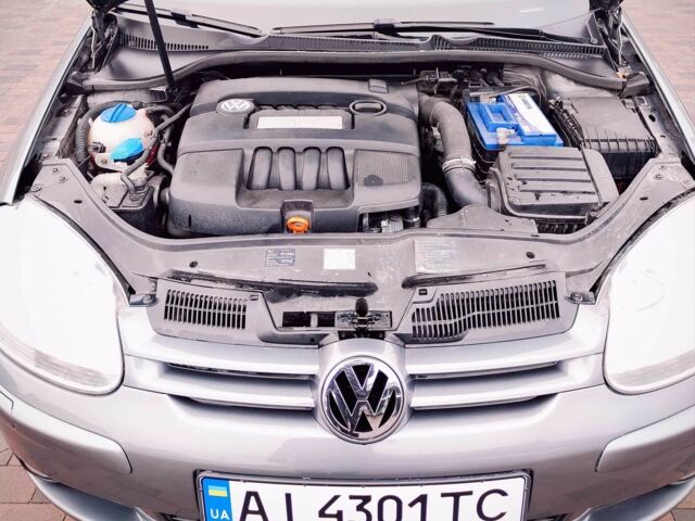 Серый Фольксваген Гольф, объемом двигателя 1.6 л и пробегом 227 тыс. км за 5850 $, фото 14 на Automoto.ua