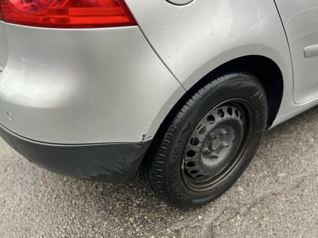 Серый Фольксваген Гольф, объемом двигателя 1.4 л и пробегом 305 тыс. км за 3600 $, фото 10 на Automoto.ua