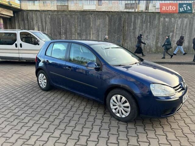 Серый Фольксваген Гольф, объемом двигателя 1.4 л и пробегом 200 тыс. км за 3900 $, фото 1 на Automoto.ua