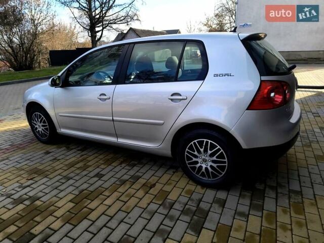 Серый Фольксваген Гольф, объемом двигателя 1.4 л и пробегом 235 тыс. км за 4699 $, фото 7 на Automoto.ua