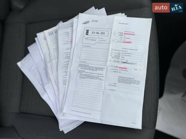 Серый Фольксваген Гольф, объемом двигателя 1.6 л и пробегом 262 тыс. км за 6950 $, фото 73 на Automoto.ua