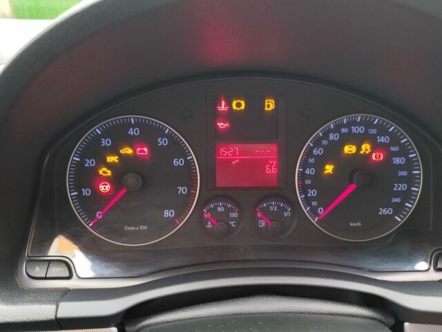 Сірий Фольксваген Гольф, об'ємом двигуна 1.6 л та пробігом 309 тис. км за 5700 $, фото 14 на Automoto.ua