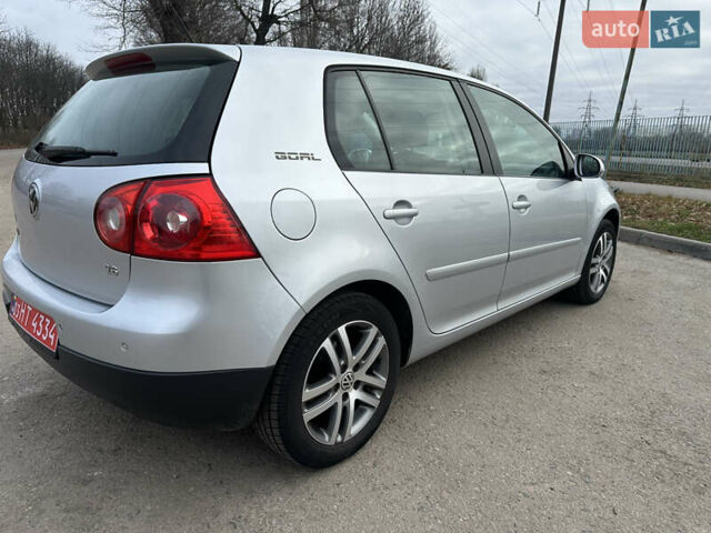 Серый Фольксваген Гольф, объемом двигателя 1.6 л и пробегом 214 тыс. км за 6500 $, фото 4 на Automoto.ua