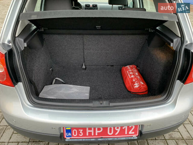 Серый Фольксваген Гольф, объемом двигателя 1.6 л и пробегом 164 тыс. км за 6300 $, фото 23 на Automoto.ua