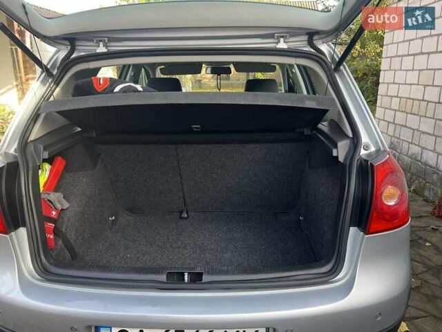 Серый Фольксваген Гольф, объемом двигателя 1.4 л и пробегом 260 тыс. км за 5900 $, фото 11 на Automoto.ua