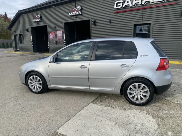 Серый Фольксваген Гольф, объемом двигателя 1.6 л и пробегом 173 тыс. км за 5000 $, фото 9 на Automoto.ua