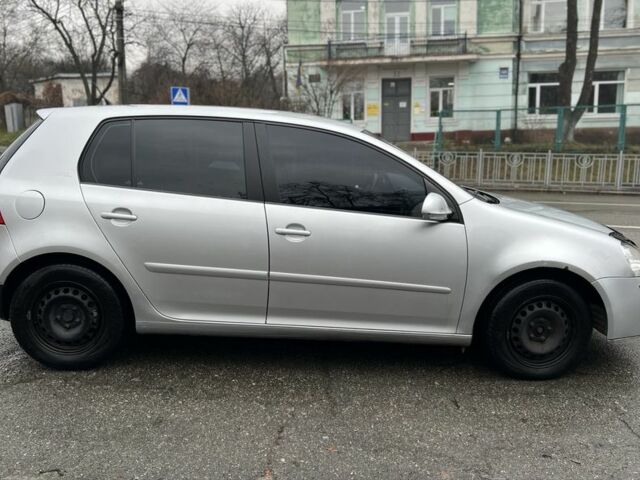 Серый Фольксваген Гольф, объемом двигателя 1.4 л и пробегом 305 тыс. км за 3600 $, фото 11 на Automoto.ua