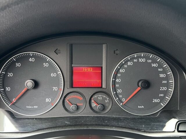 Серый Фольксваген Гольф, объемом двигателя 1.4 л и пробегом 219 тыс. км за 6499 $, фото 9 на Automoto.ua