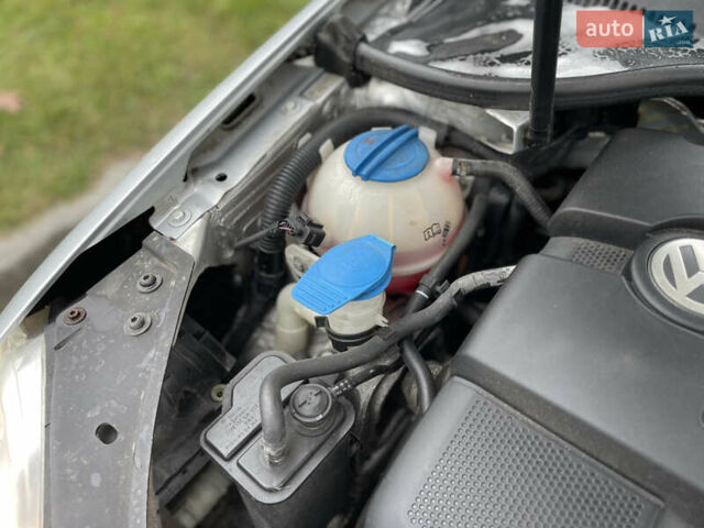 Серый Фольксваген Гольф, объемом двигателя 1.6 л и пробегом 216 тыс. км за 5750 $, фото 47 на Automoto.ua