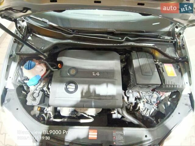 Серый Фольксваген Гольф, объемом двигателя 1.4 л и пробегом 202 тыс. км за 4950 $, фото 8 на Automoto.ua