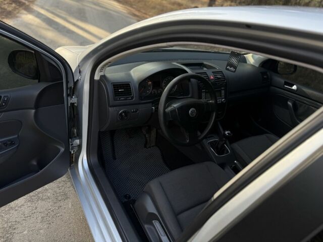 Сірий Фольксваген Гольф, об'ємом двигуна 1.4 л та пробігом 221 тис. км за 4500 $, фото 11 на Automoto.ua