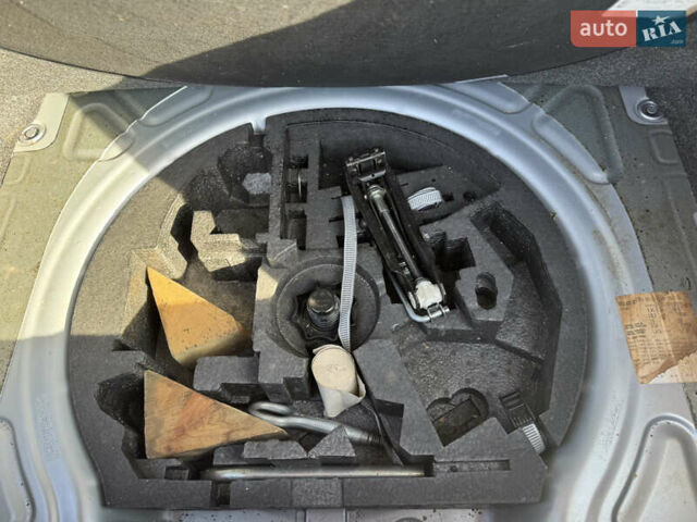 Сірий Фольксваген Гольф, об'ємом двигуна 1.39 л та пробігом 221 тис. км за 4400 $, фото 7 на Automoto.ua