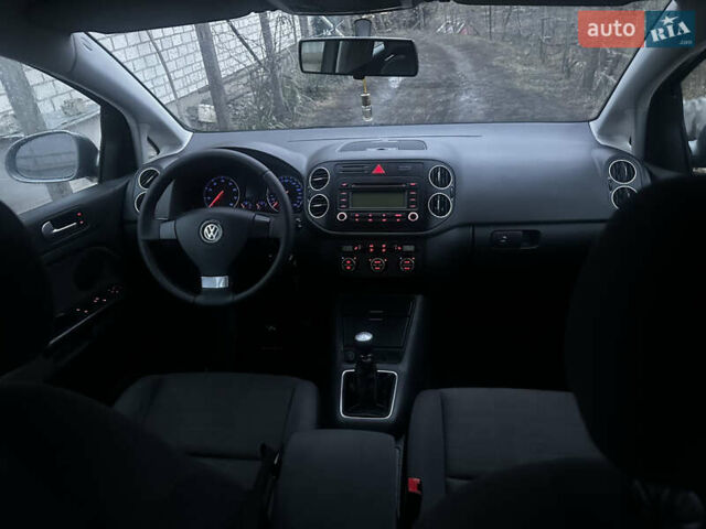 Сірий Фольксваген Гольф, об'ємом двигуна 1.6 л та пробігом 183 тис. км за 6600 $, фото 20 на Automoto.ua