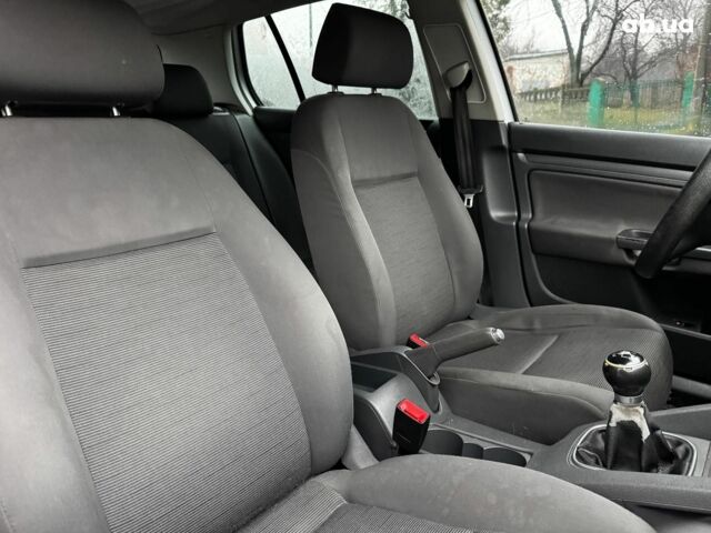 Сірий Фольксваген Гольф, об'ємом двигуна 1.4 л та пробігом 288 тис. км за 4490 $, фото 33 на Automoto.ua