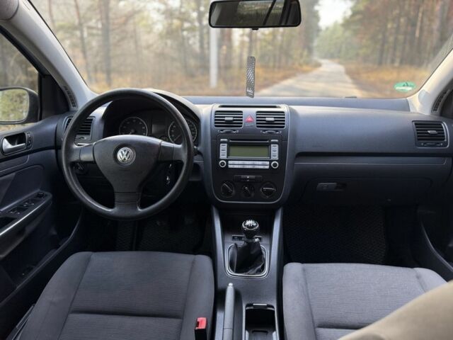 Сірий Фольксваген Гольф, об'ємом двигуна 1.4 л та пробігом 221 тис. км за 4500 $, фото 19 на Automoto.ua