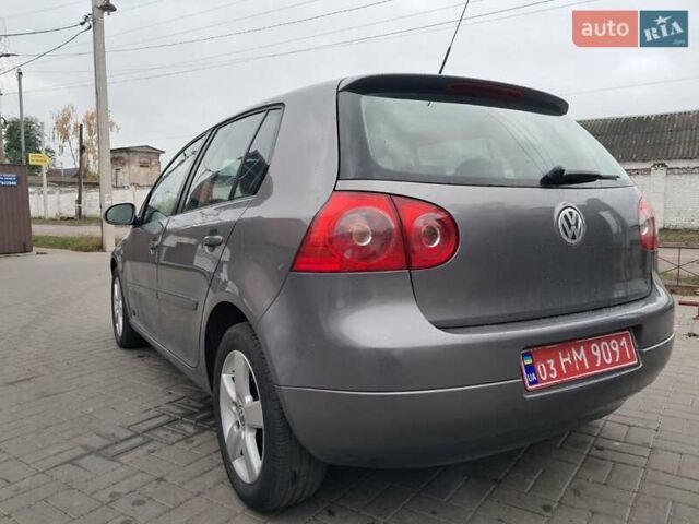 Сірий Фольксваген Гольф, об'ємом двигуна 1.6 л та пробігом 212 тис. км за 5880 $, фото 4 на Automoto.ua