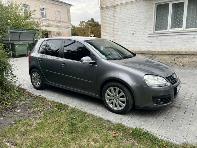 Серый Фольксваген Гольф, объемом двигателя 1.4 л и пробегом 219 тыс. км за 6499 $, фото 1 на Automoto.ua