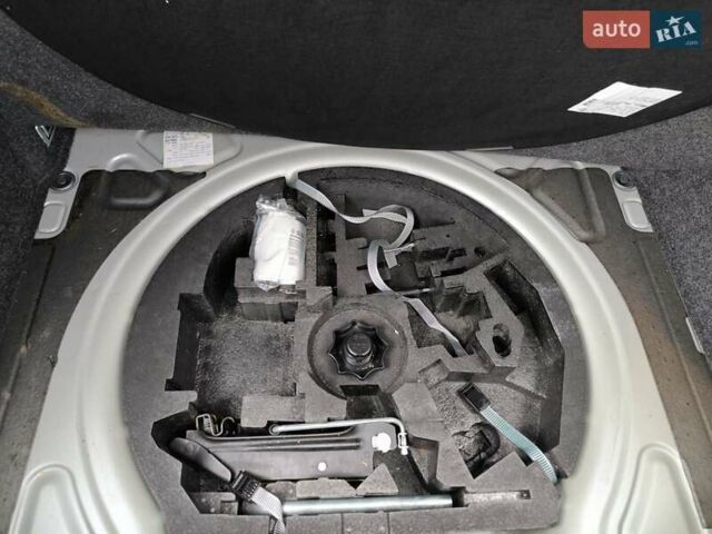 Серый Фольксваген Гольф, объемом двигателя 1.6 л и пробегом 208 тыс. км за 5700 $, фото 32 на Automoto.ua