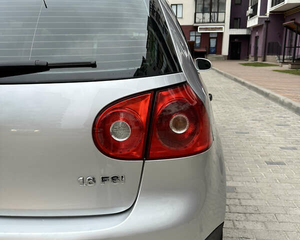 Сірий Фольксваген Гольф, об'ємом двигуна 1.6 л та пробігом 225 тис. км за 5700 $, фото 9 на Automoto.ua