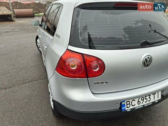 Сірий Фольксваген Гольф, об'ємом двигуна 1.39 л та пробігом 233 тис. км за 5900 $, фото 5 на Automoto.ua