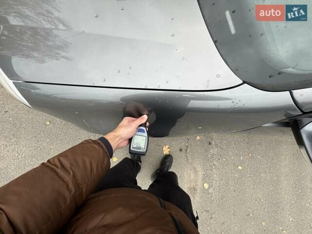 Серый Фольксваген Гольф, объемом двигателя 1.6 л и пробегом 262 тыс. км за 6950 $, фото 91 на Automoto.ua