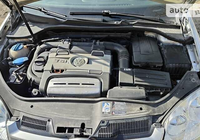 Сірий Фольксваген Гольф, об'ємом двигуна 1.4 л та пробігом 192 тис. км за 6500 $, фото 8 на Automoto.ua