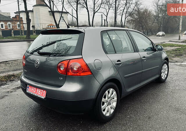Серый Фольксваген Гольф, объемом двигателя 1.6 л и пробегом 185 тыс. км за 6500 $, фото 3 на Automoto.ua
