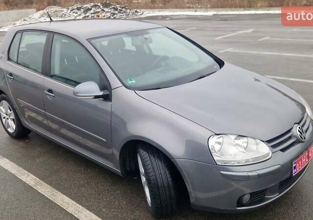 Серый Фольксваген Гольф, объемом двигателя 1.4 л и пробегом 229 тыс. км за 5432 $, фото 10 на Automoto.ua