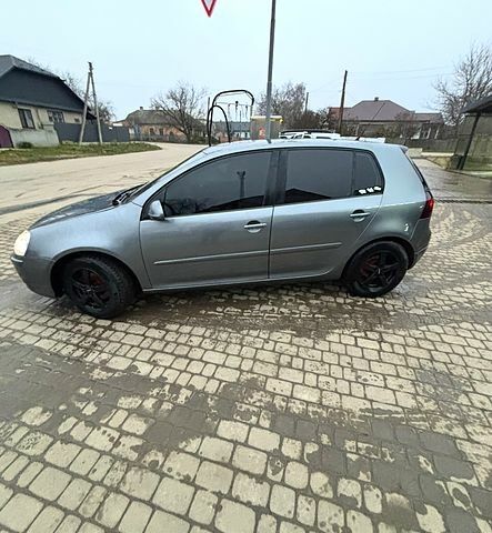 Серый Фольксваген Гольф, объемом двигателя 1.6 л и пробегом 220 тыс. км за 5900 $, фото 9 на Automoto.ua