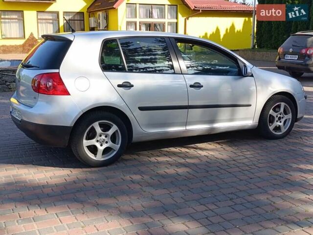 Сірий Фольксваген Гольф, об'ємом двигуна 1.6 л та пробігом 210 тис. км за 5599 $, фото 2 на Automoto.ua
