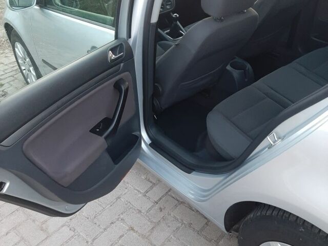 Серый Фольксваген Гольф, объемом двигателя 1.6 л и пробегом 218 тыс. км за 5899 $, фото 21 на Automoto.ua