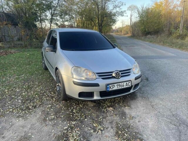 Сірий Фольксваген Гольф, об'ємом двигуна 2 л та пробігом 300 тис. км за 5600 $, фото 1 на Automoto.ua