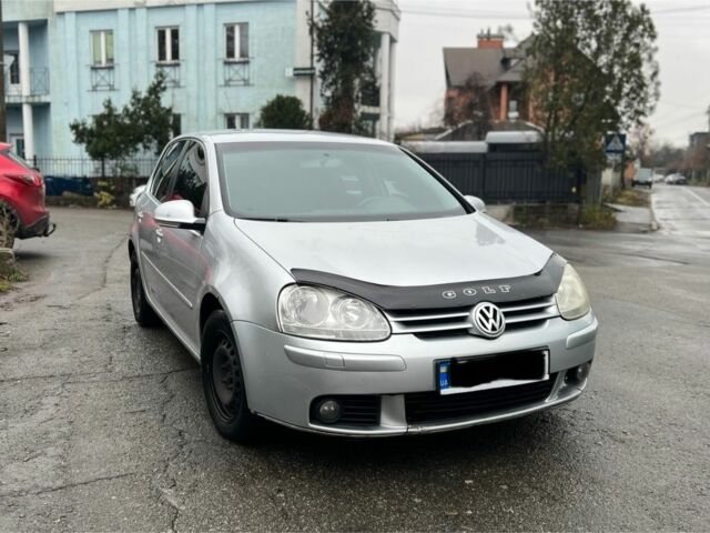 Серый Фольксваген Гольф, объемом двигателя 1.4 л и пробегом 305 тыс. км за 3600 $, фото 1 на Automoto.ua