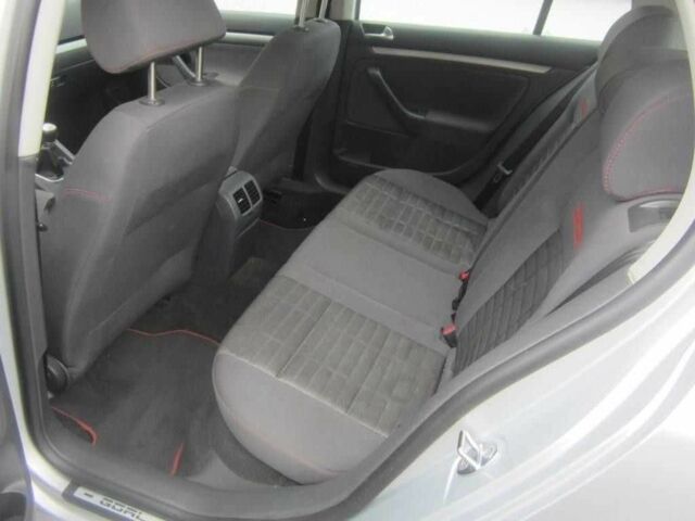 Серый Фольксваген Гольф, объемом двигателя 1.9 л и пробегом 242 тыс. км за 1700 $, фото 11 на Automoto.ua