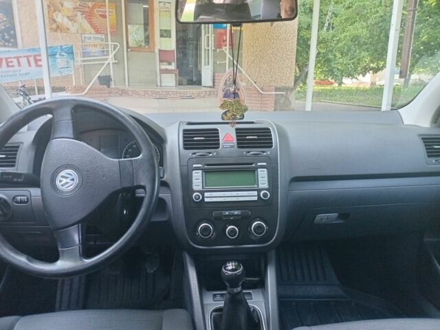 Серый Фольксваген Гольф, объемом двигателя 1.4 л и пробегом 254 тыс. км за 5200 $, фото 12 на Automoto.ua